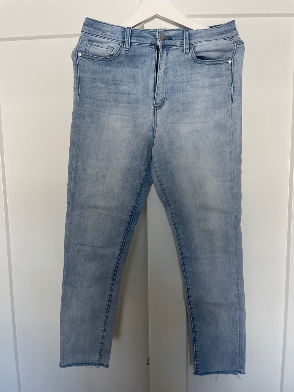 KAREN KANE Raw Hem Straight Leg Light Blue Denim Jeans 8